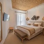 Argo Hotel