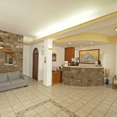 Argo Platys Gialos (Mykonos)